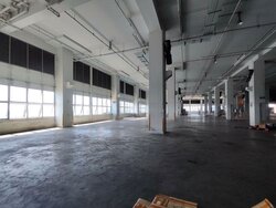 Tuas Lot (D22), Warehouse #456265171